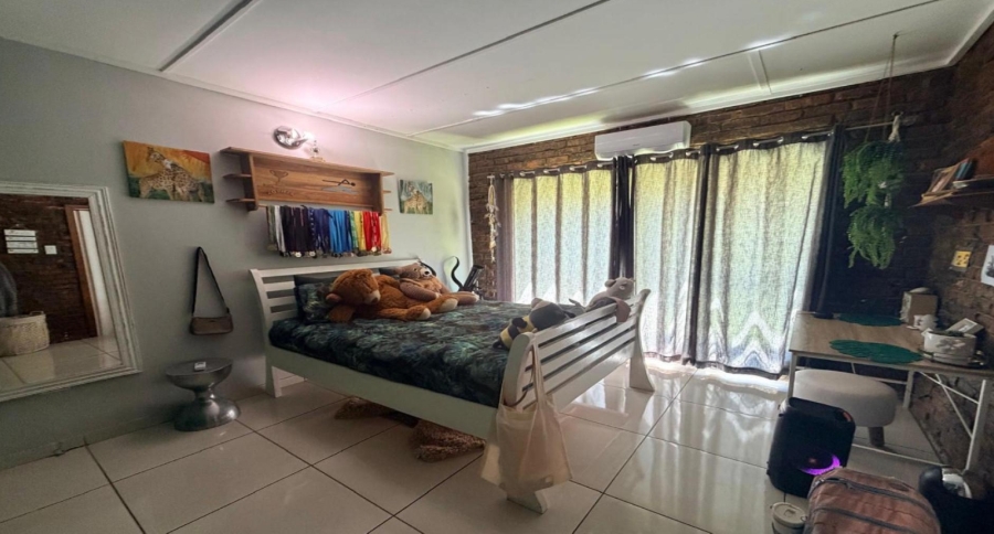 5 Bedroom Property for Sale in Royldene Northern Cape